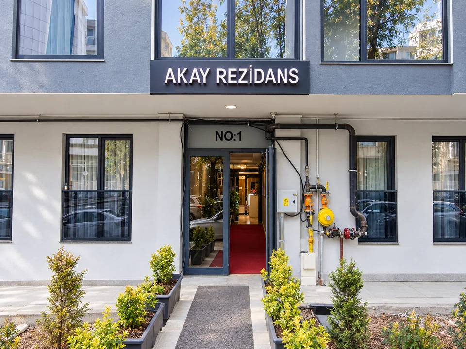 Akay Rezidans: bina girişi